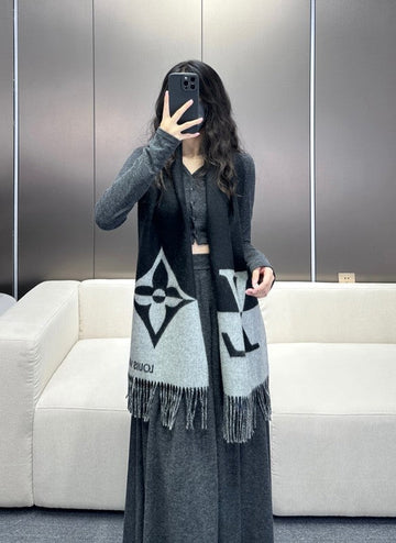 VS - LOV Scarf - 214