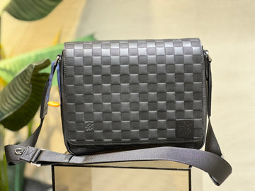 VS - LOV Women Bag - 1184
