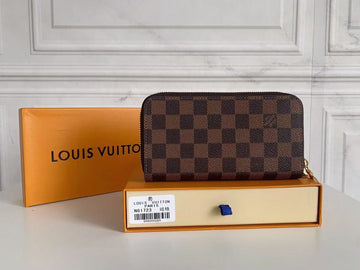 VS - LOV Wallets - 724