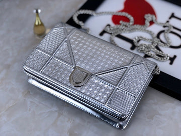 VS - DOR Bags - 1107