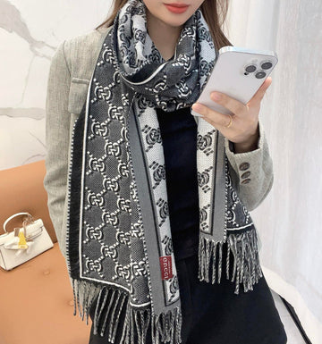VS - GUKI Scarf - 081