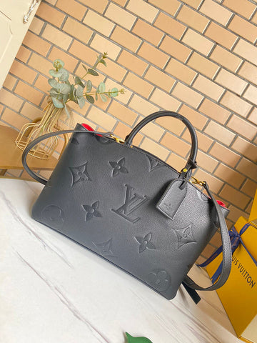 VS - GUKI Women Bags - 2037