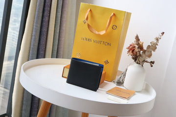 VS - LOV Wallet - 271