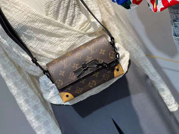 LOV2 Bags - Luxurious Bags  040