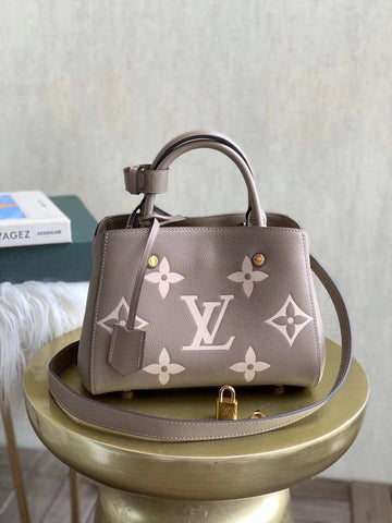 LOV2 Bags - Luxurious Bags  1020