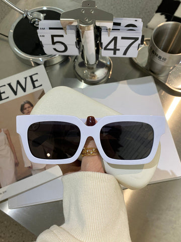 VS - LOV Sunglass - 103