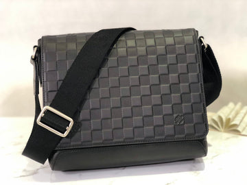 VS - LOV Women Bag - 1126