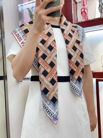 VS - LOV Scarf - 048