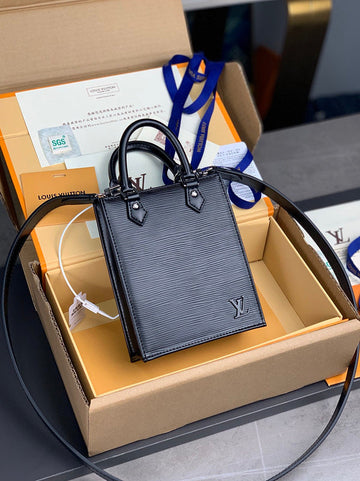 VS - LOV Wallets - 297