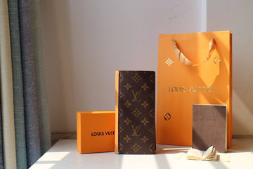 VS Fashion Lu-Vi bags - 1993