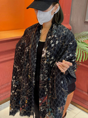 VS - GUKI Scarf - 218