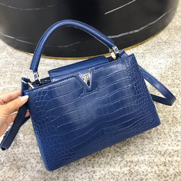 VS - Latest - 3026