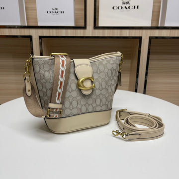 VS - CAH Bags - 733