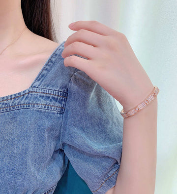 VS - CRA Jewelry - 261