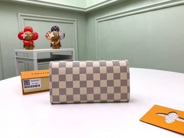 VS - LOV Wallet - 169
