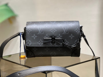 VS - LOV Women Bag - 2819