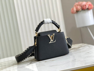 VS - LOV Women Bag - 2657