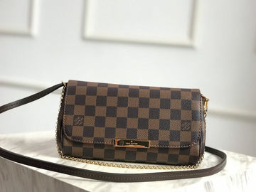 VS Fashion Lu-Vi bags - 1930