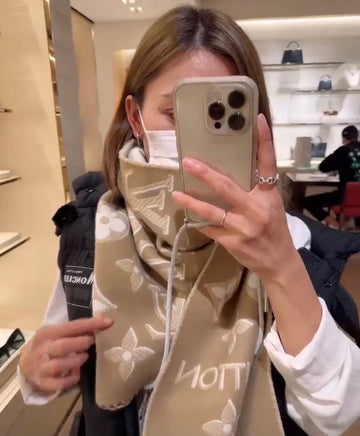 VS - LOV Scarf - 356
