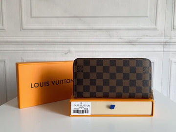 VS - LOV Wallets - 695