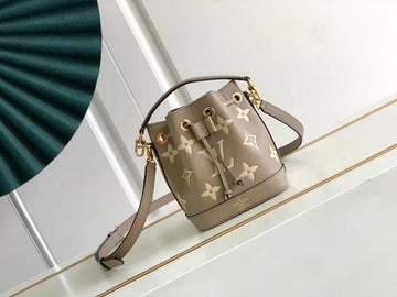 VS - LOV Women Bag - 1664
