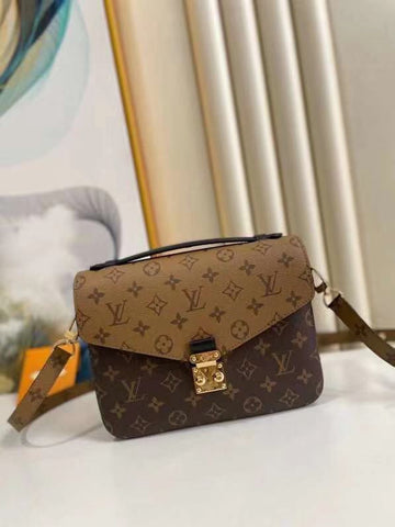 VS - LOV Women Bag - 2482