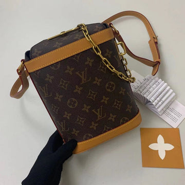 VS Fashion Lu-Vi bags - 1974