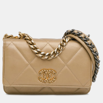 Quilted Lambskin 19 Wallet on Chain