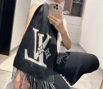VS - LOV Scarf - 216