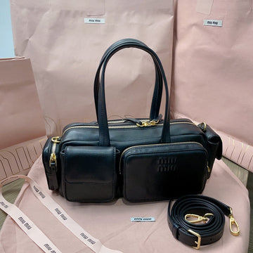 VS - MMU Bags - 008