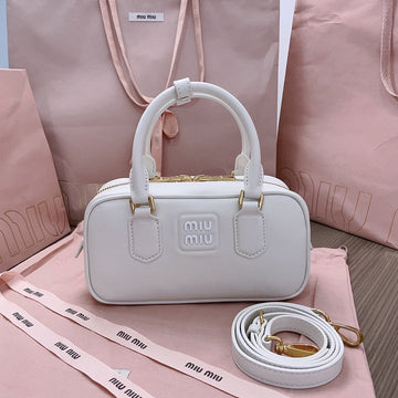 VS - MMU Bags - 035