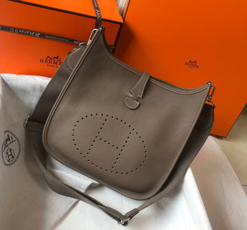 VS - Latest - 6823