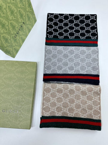 VS - GUKI Scarf - 229