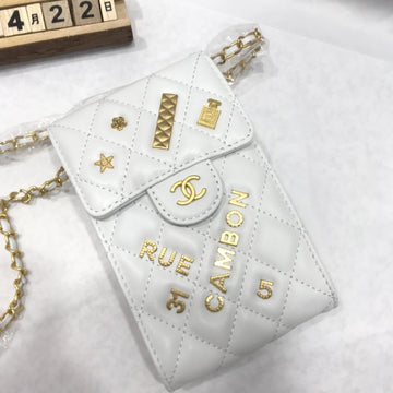 Designer bags by Chanel 231