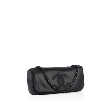 Chanel Timeless shoulder bag