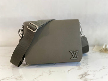 VS - LOV Women Bag - 2609