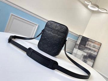 VS - LOV Women Bag - 2057