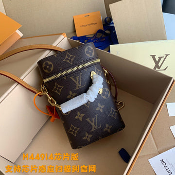 VS - Latest - 3570