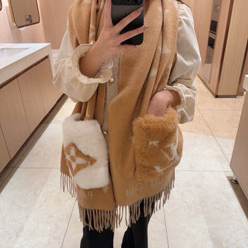 VS - LOV Scarf - 275