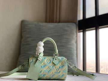 VS - LOV Women Bag - 1402
