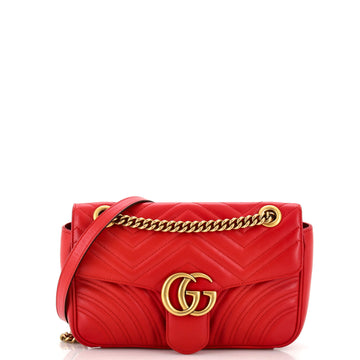 GUCCI GG Marmont Flap Bag Matelasse Leather Small