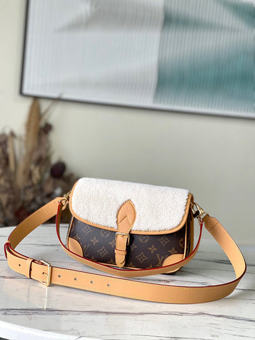 Fashion Lu-Vi bags - 4611