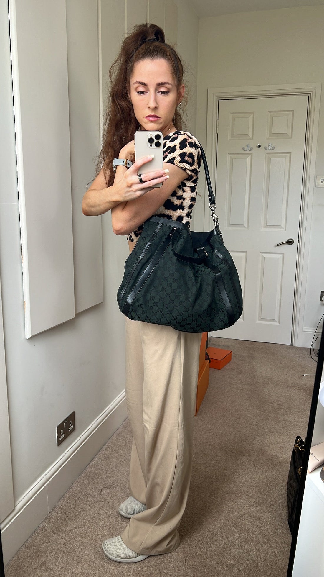 Gucci Abbey Convertible VS Canvas Tote