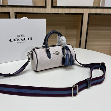 VS - CAH Bags - 650
