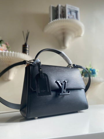 VS - LOV Women Bag - 2525