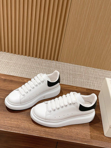 VS - AQ Women Shoes - 002