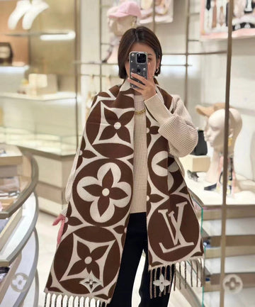 VS - LOV Scarf - 031