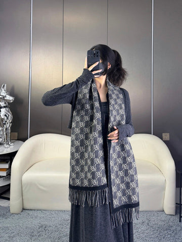 VS - GUKI Scarf - 201