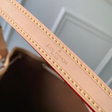 VS - LOV Women Bag - 2780