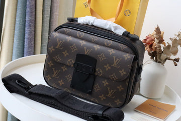 VS Fashion Lu-Vi bags - 570